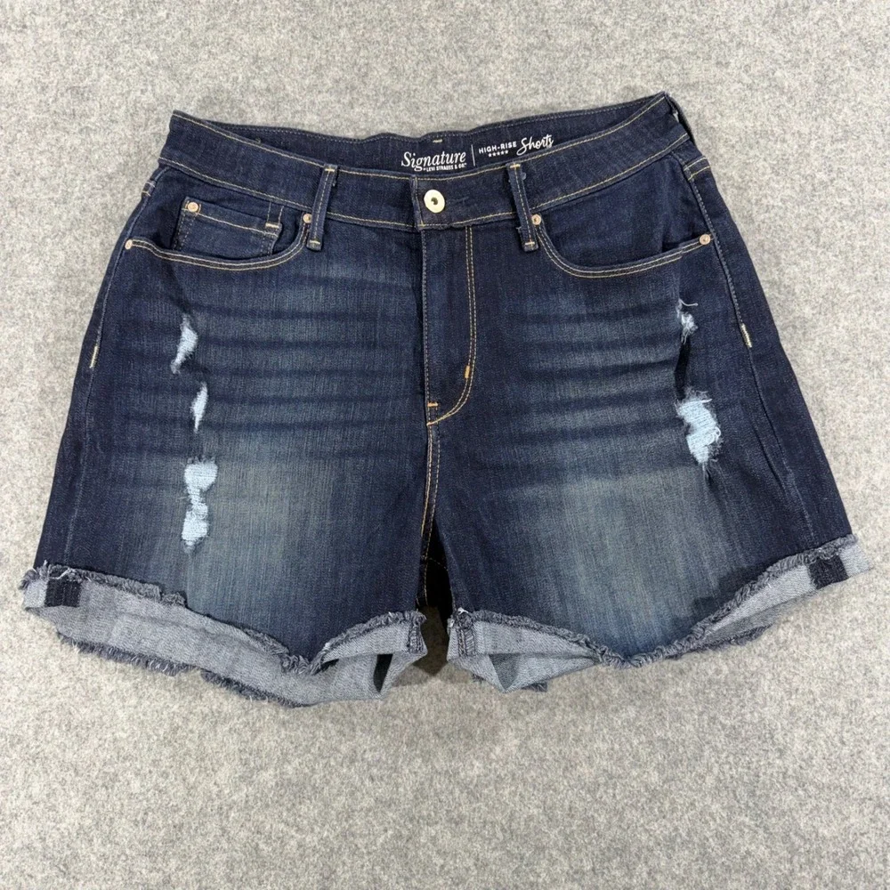 Signature by Levi Strauss Women High Rise Distressed Denim Shorts Size 12 W31